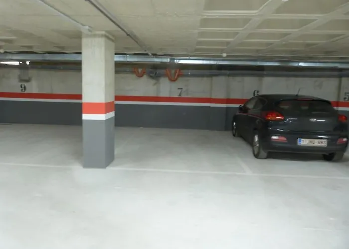 Modern In Torrevjea 200m From The Loccos *