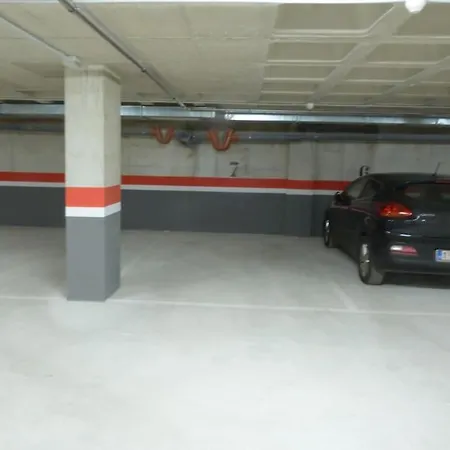 Modern In Torrevjea 200m From The Loccos *